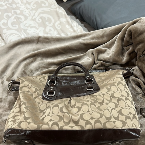 Authentic COACH Ashley Signature Satin Satchel 2WAY Bag - Picture 4 of 6